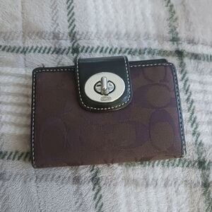 COACH MEDIUM WALLET FOR PURSE